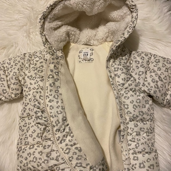 Baby Girl’s Gap Jacket, 6-12 mo - Picture 2 of 4